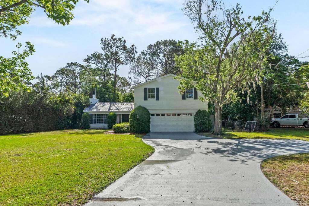 Luxury House On The Near Universal Studious Villa Orlando